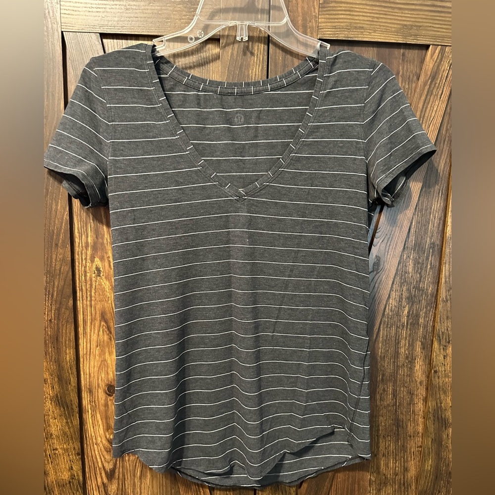 Lululemon Love Crew V neck